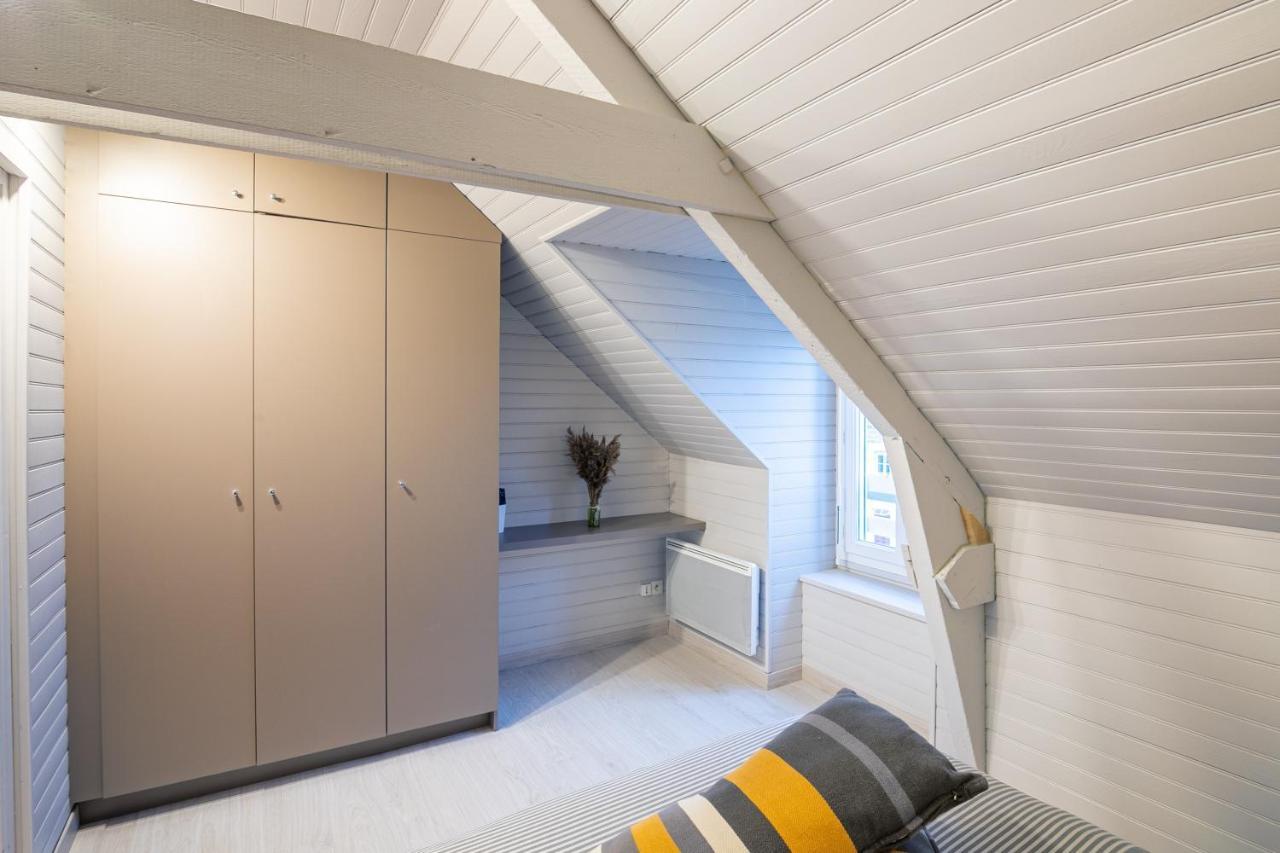 Le Petit Melorien Apartamento Saint-Méloir-des-Ondes Exterior foto